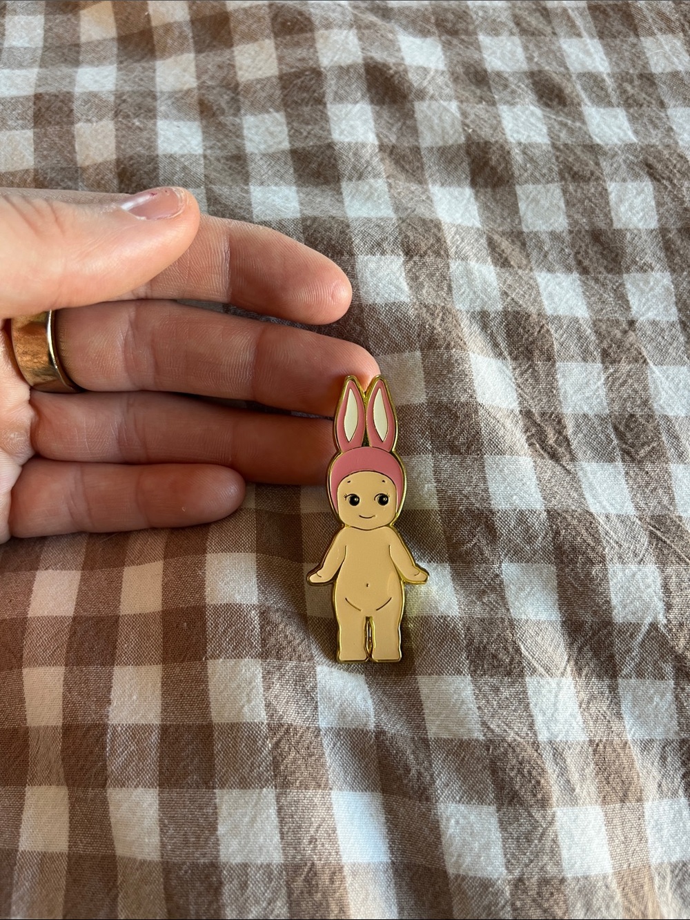 Sonny Angel pin